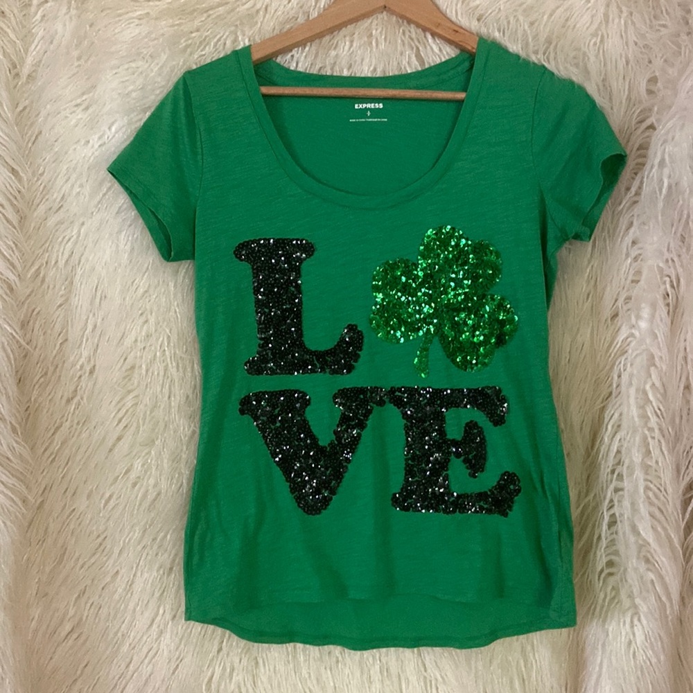 Express L☘️VE sequence shirt